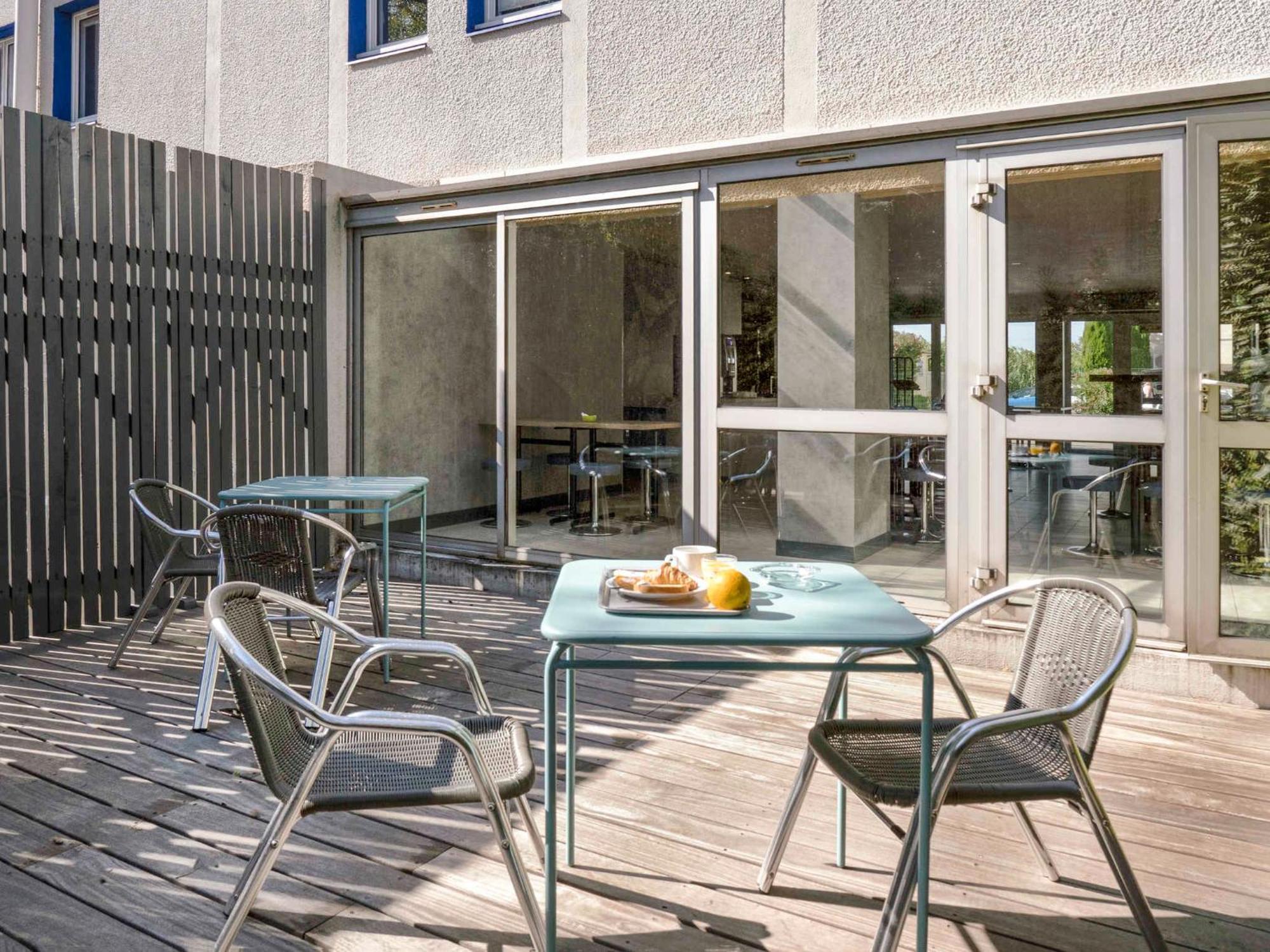 Ibis Budget Arles Sud Fourchon Exterior photo